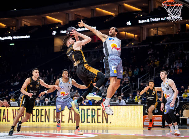 稳定但不完 稳定但不完