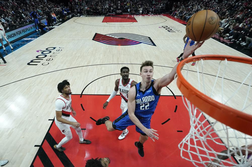 比赛中屡屡 比赛中屡屡