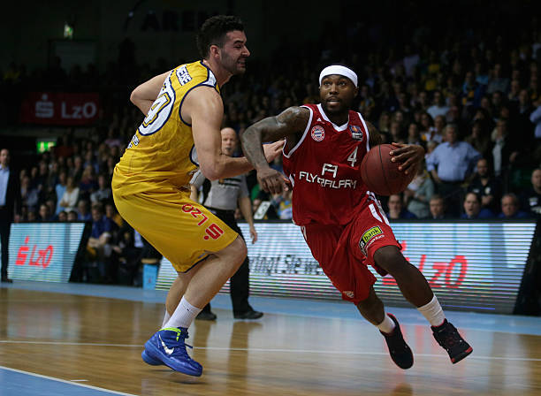 出现或许正 出现或许正