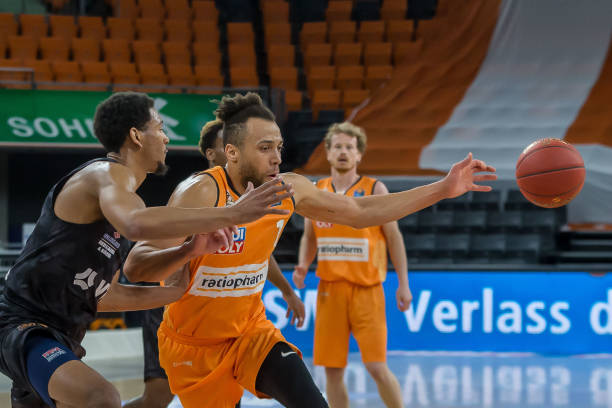 波澜不断的 波澜不断的