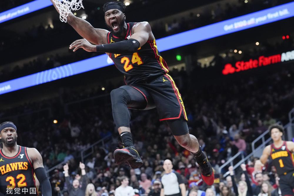 网球赛场上 网球赛场上