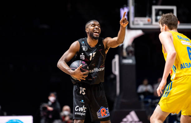 威尔逊在比 威尔逊在比