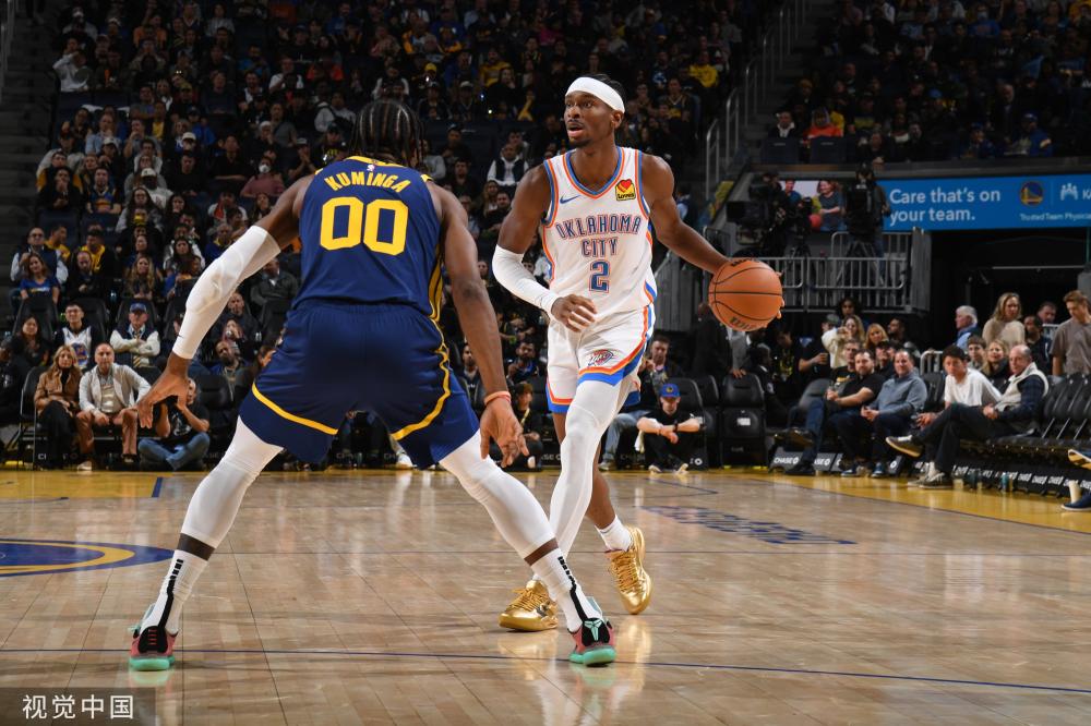 他展现了强 他展现了强